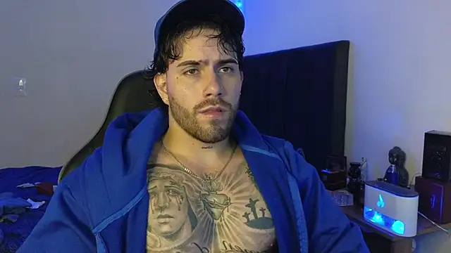 Ades Lowe online show from February 6, 6:42 am