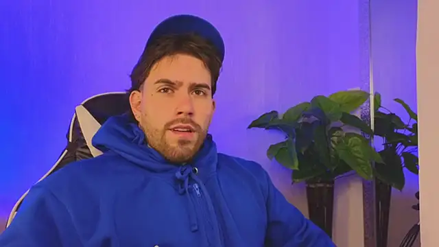 Ades Lowe online show from December 22, 11:21 am