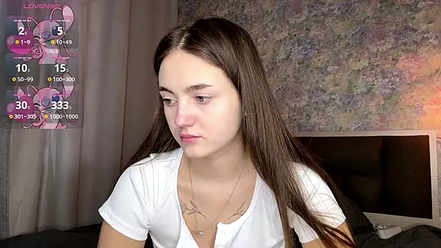 LoraDavi online show from March 24, 5:51 am