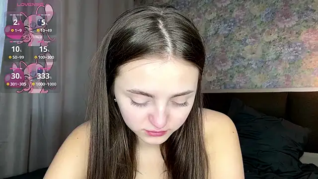 LoraDavi online show from April 16, 8:15 am