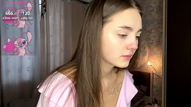 LoraDavi online show from March 3, 6:09 am