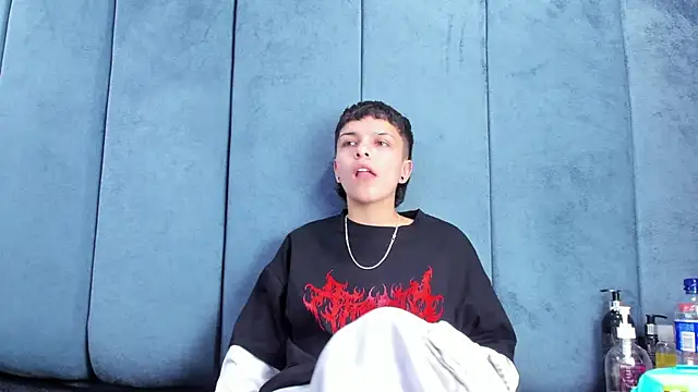 Snapshot of Megan_Thompson_ chatting on March 1, 2:22 am Megan Thompson online show from March 1, 2:22 am