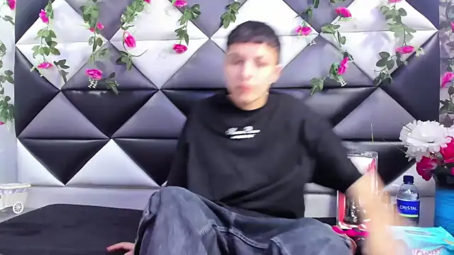 Megan Thompson  online show from September 21, 2:17 am