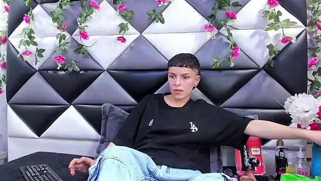 Megan Thompson  online show from September 11, 2:11 am