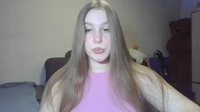 Snapshot of yourhoney_Lola_ chatting on October 24, 3:33 pm yourhoney Lola online show from October 24, 3:33 pm