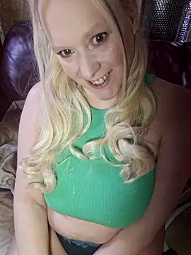 Bouncy-Bella28X online show from April 13, 8:07 am