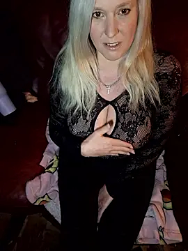 Bouncy-Bella28X online show from January 11, 3:41 pm