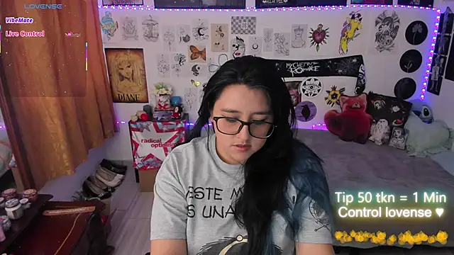 Cherry blush  online show from April 13, 10:47 pm