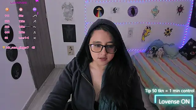 Snapshot of Cherry_blush_ chatting on June 6, 10:15 pm Cherry blush online show from June 6, 10:15 pm