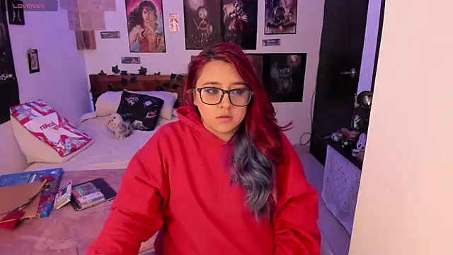 Cherry blush  online show from January 9, 9:00 pm