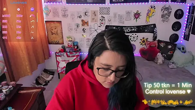 Cherry blush  online show from April 10, 9:44 pm