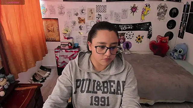 Cherry blush  online show from May 14, 9:01 pm