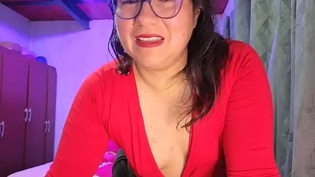 scarlett widow  online show from March 20, 3:29 am