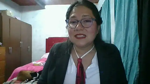 scarlett widow  online show from November 18, 1:32 am