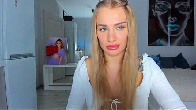 MashaFromRussia   online show from October 12, 12:50 pm