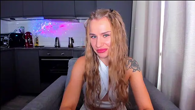 MashaFromRussia   online show from September 15, 7:42 am