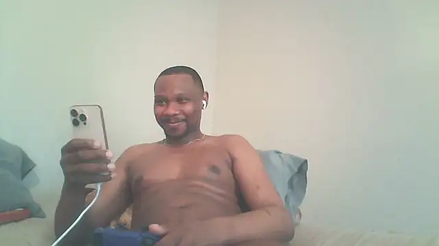 Snapshot of icysmoke2 chatting on May 19, 11:34 pm icysmoke2 online show from May 19, 11:34 pm