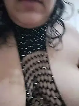 Mari29patty online show from June 8, 11:00 am