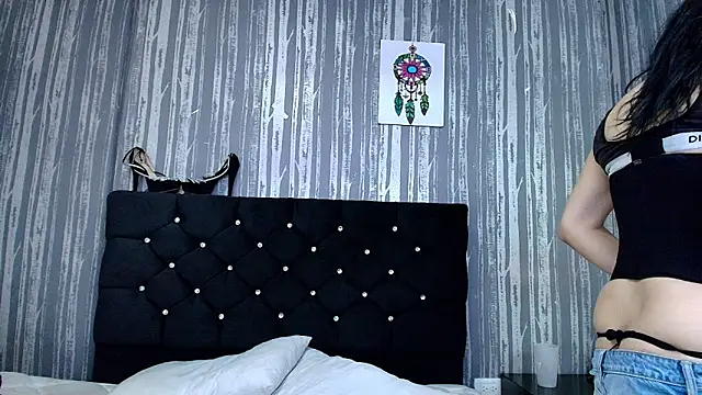 Alicee Moonn online show from November 22, 7:13 pm