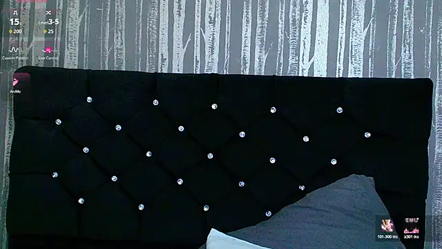 Alicee Moonn online show from April 4, 7:53 pm