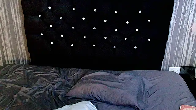 Alicee Moonn online show from February 24, 8:59 am