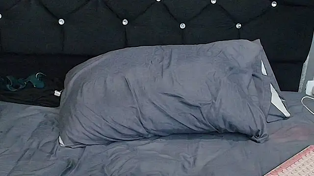 Alicee Moonn online show from November 27, 8:48 am