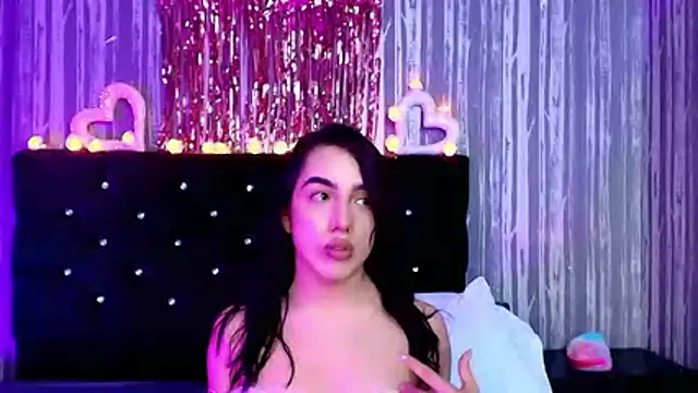 Alicee Moonn online show from February 11, 9:03 pm