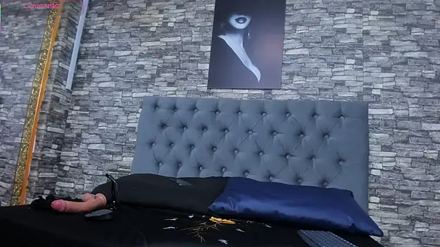 PenelopeDawson online show from December 16, 12:31 pm