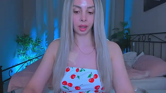 VelvetEliza online show from May 5, 10:13 pm