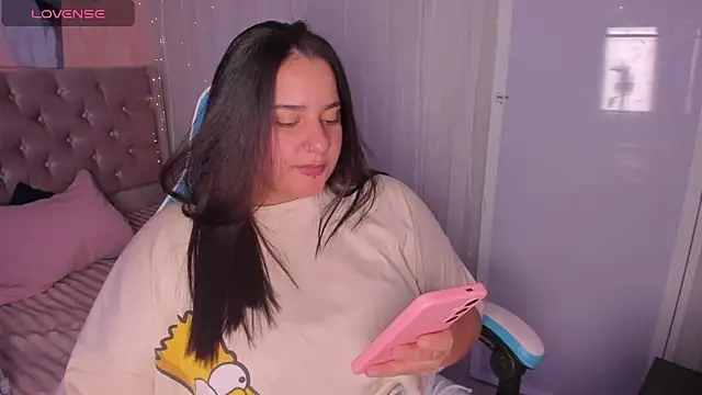 Snapshot of artemisa19 chatting on October 22, 5:40 am artemisa19 online show from October 22, 5:40 am