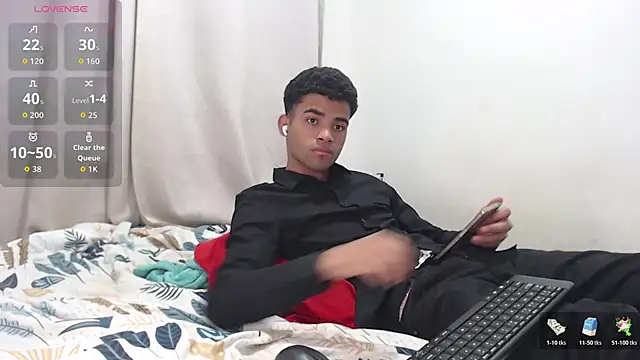 camillo beischel  online show from January 10, 7:31 pm