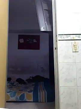 Snapshot of SweettyNaugthy chatting on February 1, 7:50 am SweettyNaugthy online show from February 1, 7:50 am