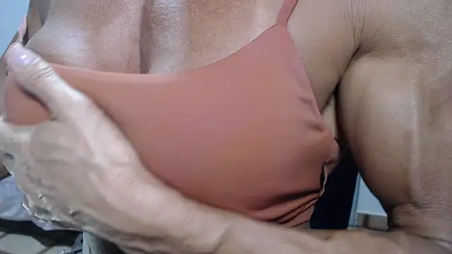 Stronggsexy online show from May 29, 11:11 pm