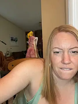 ChiliRoja online show from October 29, 9:25 pm