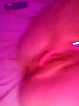 Hottiesophie online show from May 4, 9:06 pm