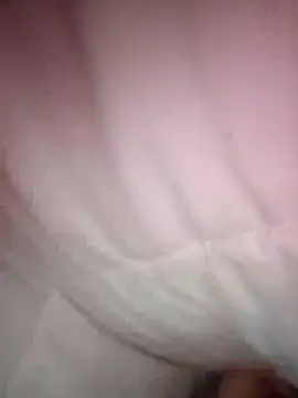 Hottiesophie online show from April 8, 6:15 am