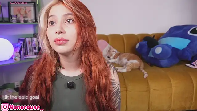 YunoRose  online show from April 19, 4:24 am