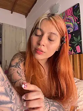 Snapshot of YunoRose_ chatting on February 22, 3:20 am YunoRose online show from February 22, 3:20 am