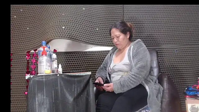 Alisson Sodomy online show from May 26, 8:34 am