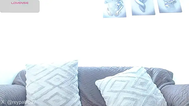 Snapshot of ReyPablo1 chatting on November 30, 2:07 pm ReyPablo1 online show from November 30, 2:07 pm