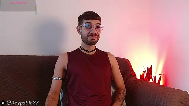 ReyPablo1 online show from February 14, 10:21 pm