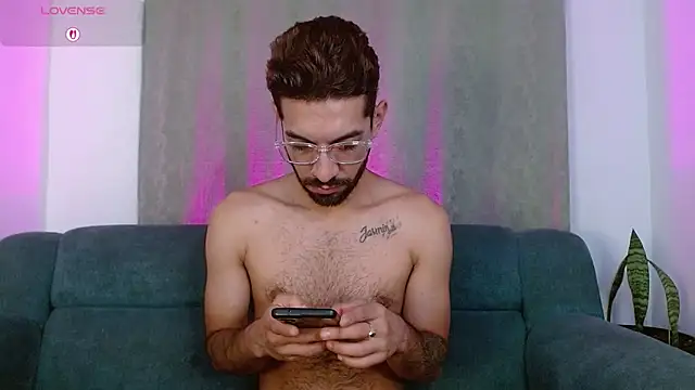 Snapshot of ReyPablo1 chatting on September 24, 12:07 am ReyPablo1 online show from September 24, 12:07 am