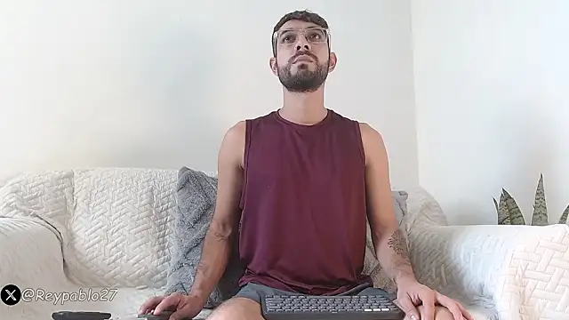 ReyPablo1 online show from March 2, 7:21 pm