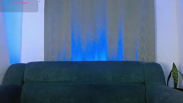 Snapshot of ReyPablo1 chatting on September 24, 9:21 pm ReyPablo1 online show from September 24, 9:21 pm