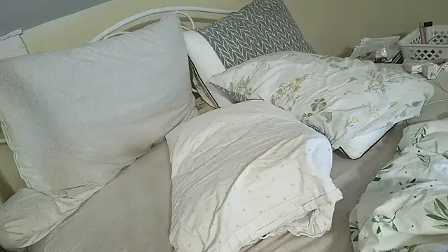 rose puzzy69 online show from May 2, 3:23 am