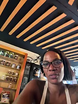 Bustykeyla online show from April 22, 9:54 pm