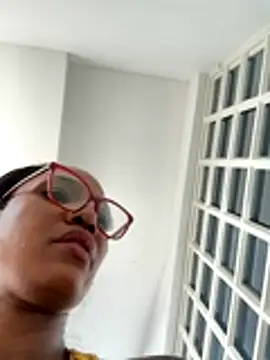 Snapshot of Bustykeyla chatting on October 24, 7:24 pm Bustykeyla online show from October 24, 7:24 pm