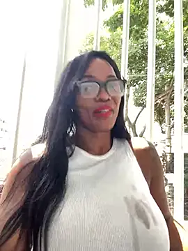 Bustykeyla online show from February 7, 5:10 pm