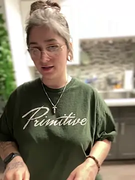 Alix Valentine online show from March 1, 3:17 am