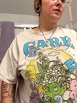 Alix Valentine online show from October 11, 4:19 pm